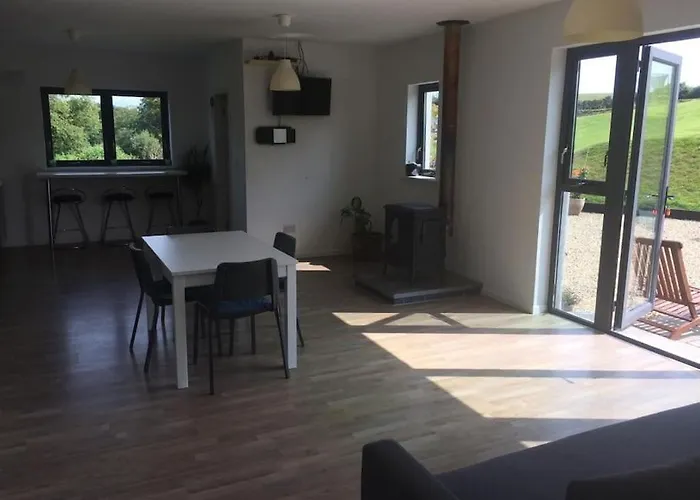 Eden Falls Apartment Crossabeg